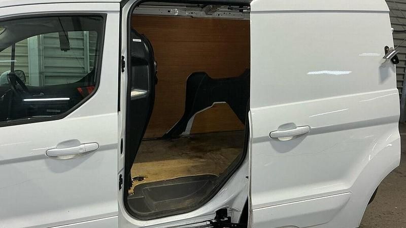 Used Ford Transit Connect Limited 2023 White MPV