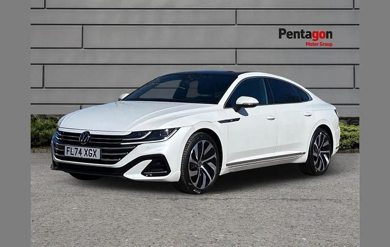 Usado VW Arteon R-line 190 HP (139 kW) 2024 Branco Carrinha