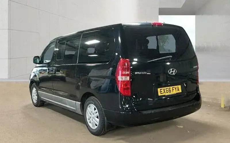 Used Hyundai I800 SE 170 HP (125 kW) 2018 MPV