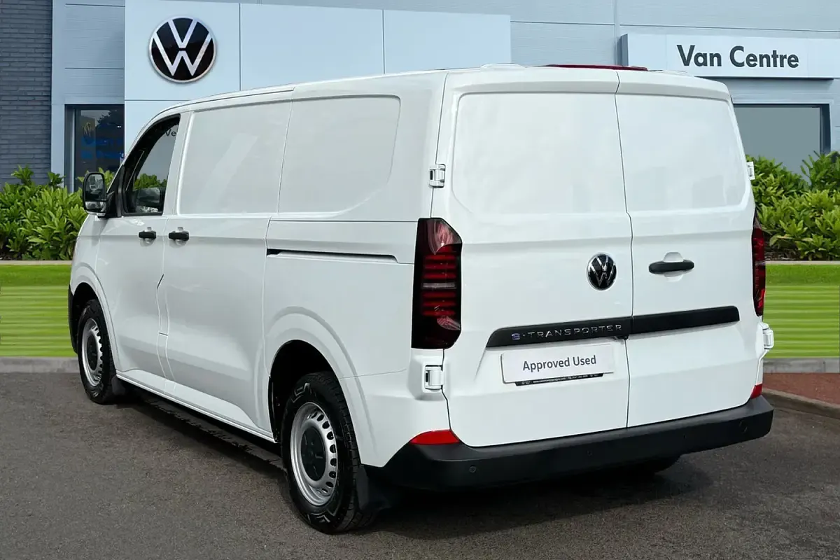 New VW T7 100 kW (136 HP) 2025 White Van