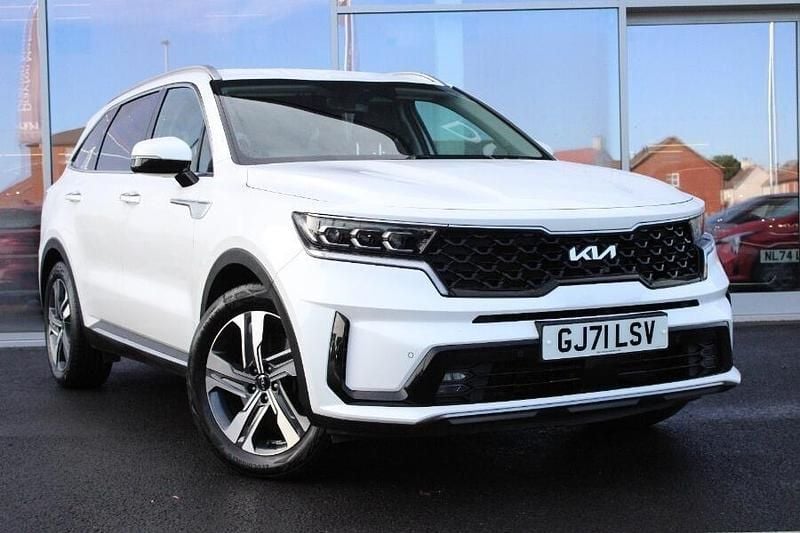 White Used 2021 Kia Sorento SUV | £23,898 (Fair price) - Image 1/3