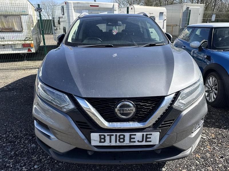 Used Nissan Qashqai Tekna 108 HP (79 kW) 2018 Grey SUV