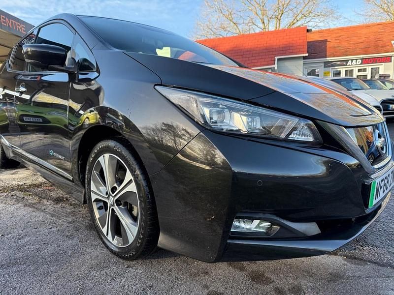 Black Used 2018 Nissan Leaf Tekna Hatchback | £7,485 (Fair price) - Image 1/4