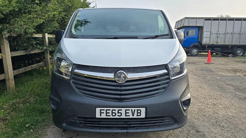 Used Vauxhall Vivaro 2015 White