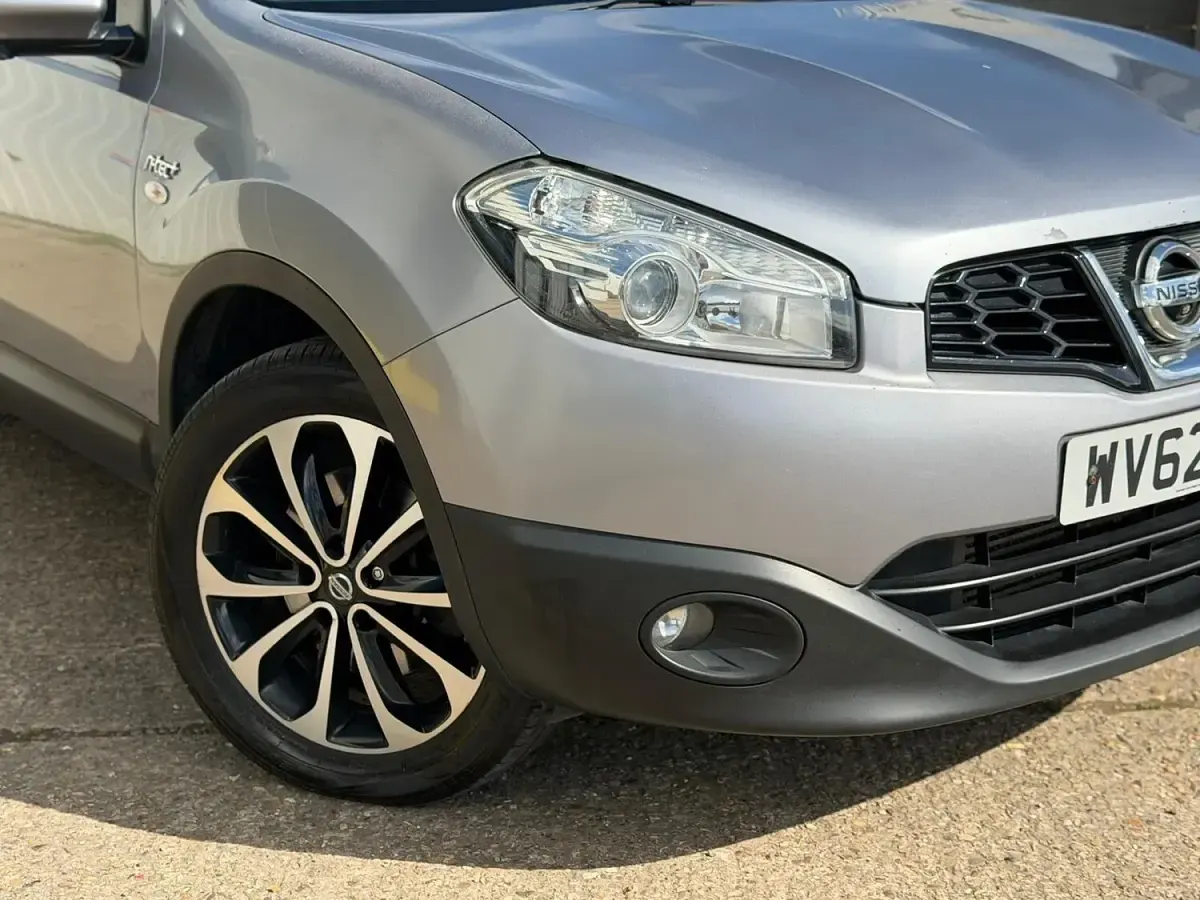 Begagnad Nissan Qashqai +2 N-TEC 130 HK (95 kW) 2012 Grå SUV