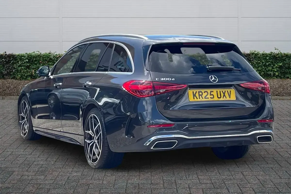 Used Mercedes C300 AMG Line Premium 265 HP (194 kW) 2025 Grey Estate