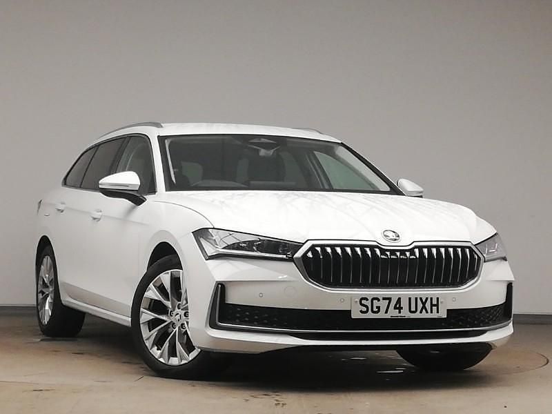 White Used 2024 Skoda Superb SE L Estate | £25,498 (Good price) - Image 1/4