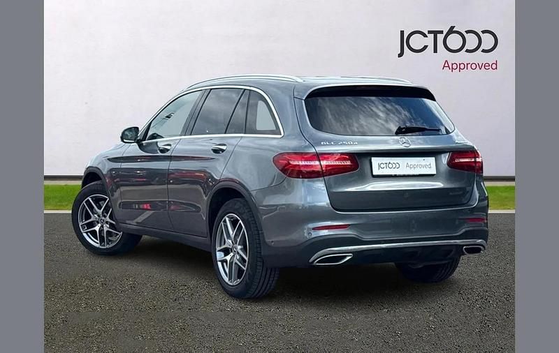 Used Mercedes GLC250 AMG Line Premium 200 HP (147 kW) 2019 Grey SUV