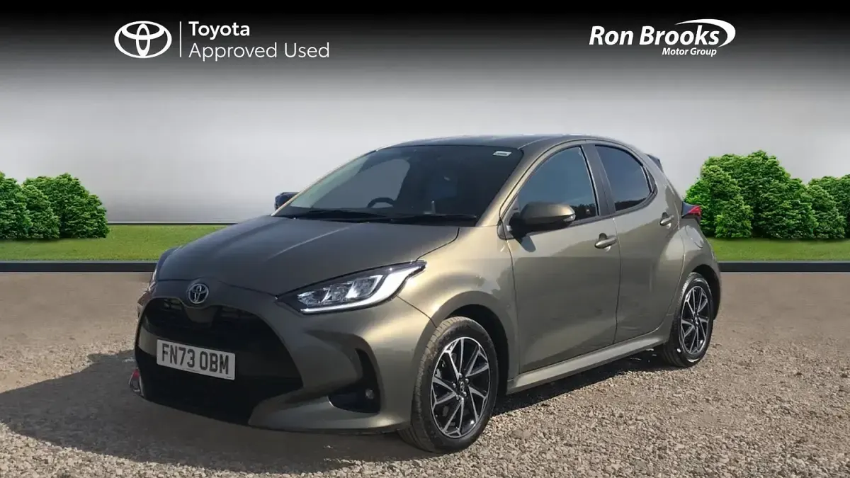 Used Toyota Yaris Design 2023 Bronze Hatchback