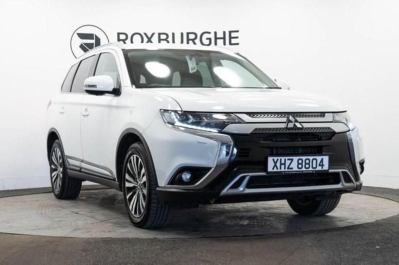 White Used 2020 Mitsubishi Outlander SUV | £13,995 (Good price) - Image 1/1