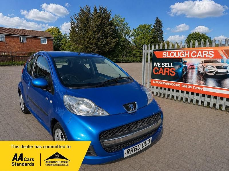 Used Peugeot 107 68 HP (50 kW) 2010 Blue Hatchback