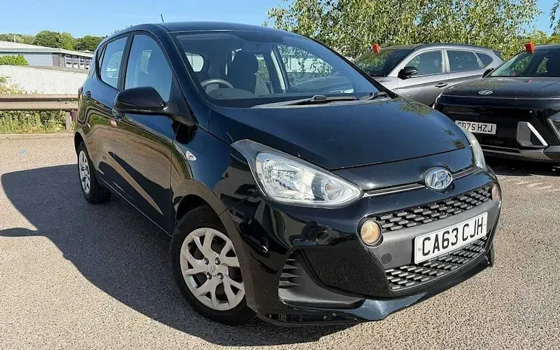 Used Hyundai i10 SE 67 HP (49 kW) 2020 Hatchback