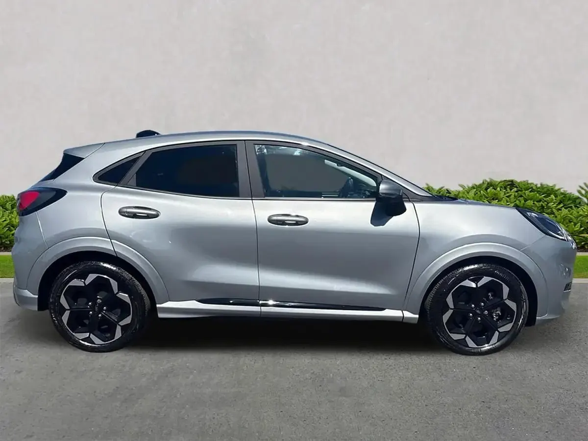 Used Ford Puma Premium 122 kW (167 HP) 2025 Silver SUV