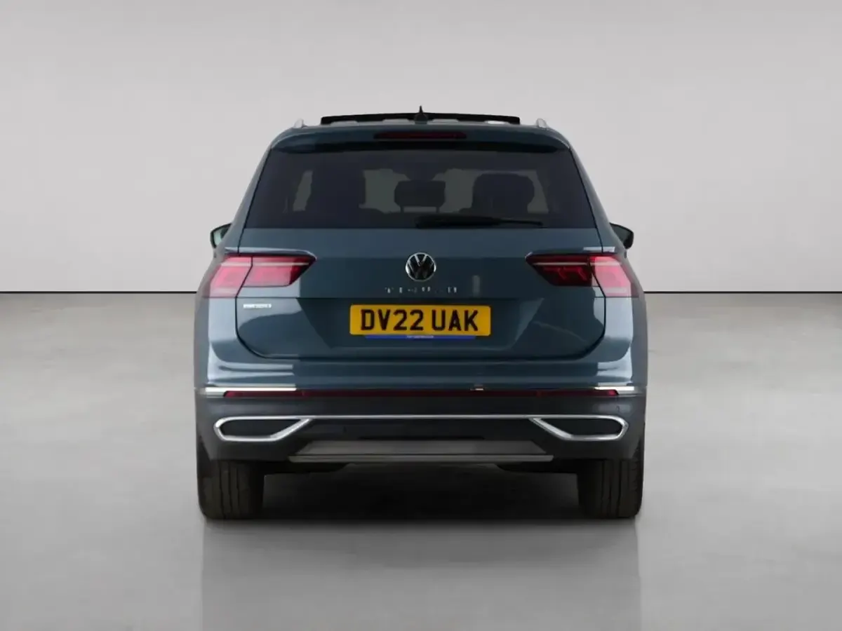 Used VW Tiguan Allspace Elegance 150 HP (110 kW) 2022 Blue SUV