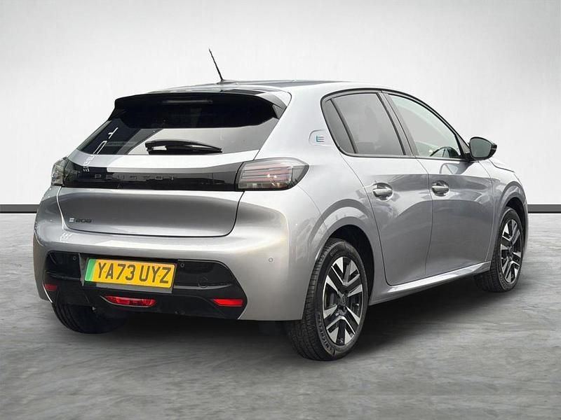 Used Peugeot e-208 Style 98 kW (134 HP) 2023 Grey Hatchback