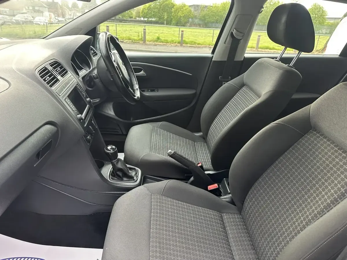 Używany VW Polo Edition 90 KM (66 kW) 2017 Czarny Hatchback