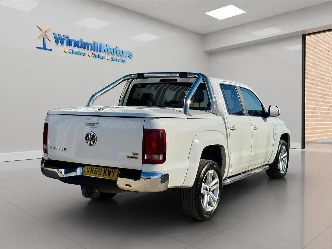 Begagnad VW Amarok Highline 254 HK (186 kW) 2019 Vit Pickup