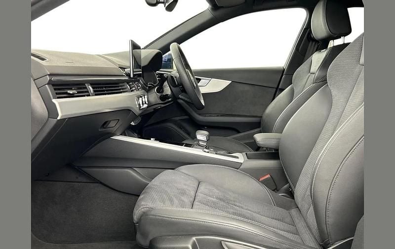 Used Audi A4 S-Line 163 HP (119 kW) 2024 Blue Sedan