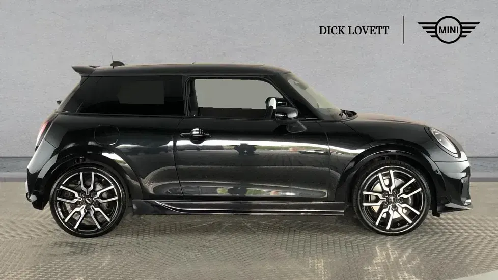 Used Mini Cooper S Hatch 201 HP (147 kW) 2026 Black Hatchback