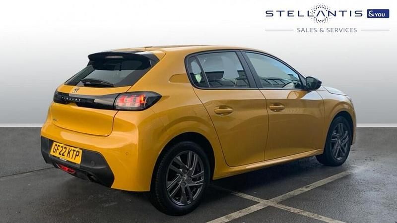 Used Peugeot 208 Active Premium 74 HP (54 kW) 2022 Hatchback