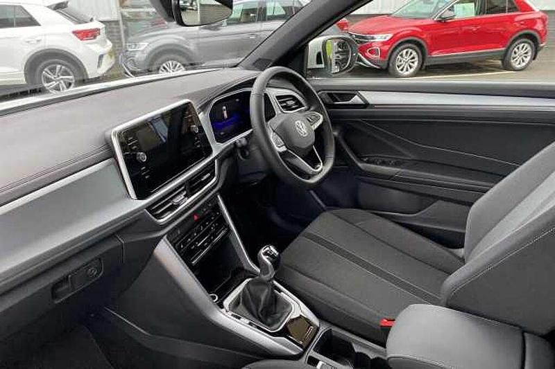 Used VW T-Roc 115 HP (84 kW) 2025 SUV