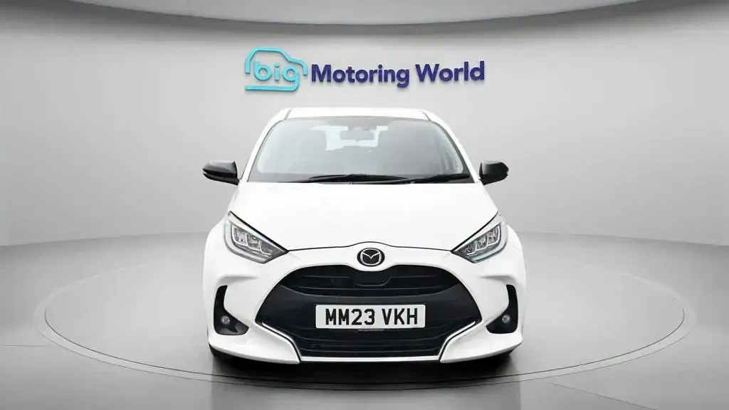 Used Mazda 2 116 HP (85 kW) 2023 White Hatchback