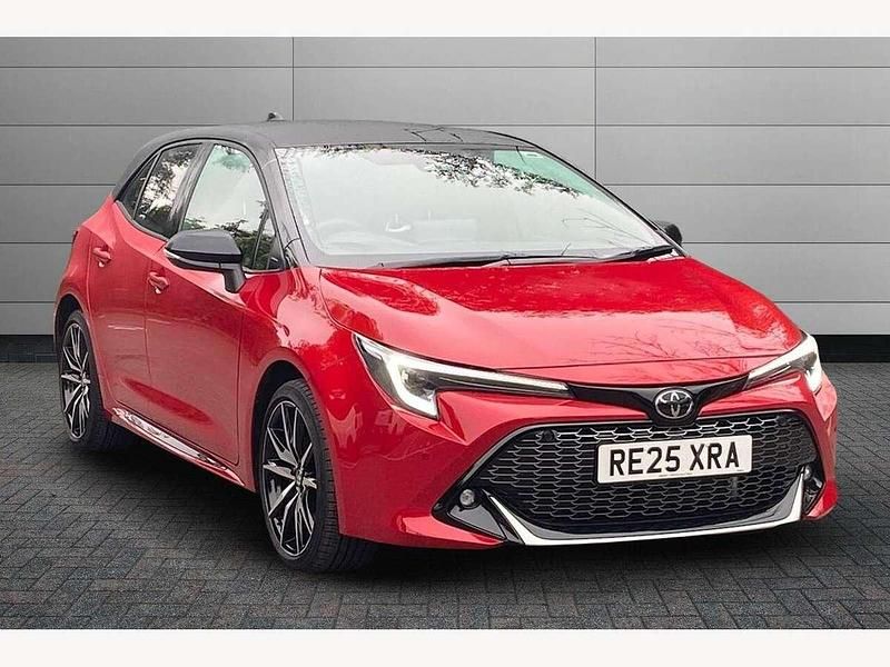 Scarlet flare Used 2025 Toyota Corolla Sport Hatchback | £29,350 (Expensive) - Image 1/3