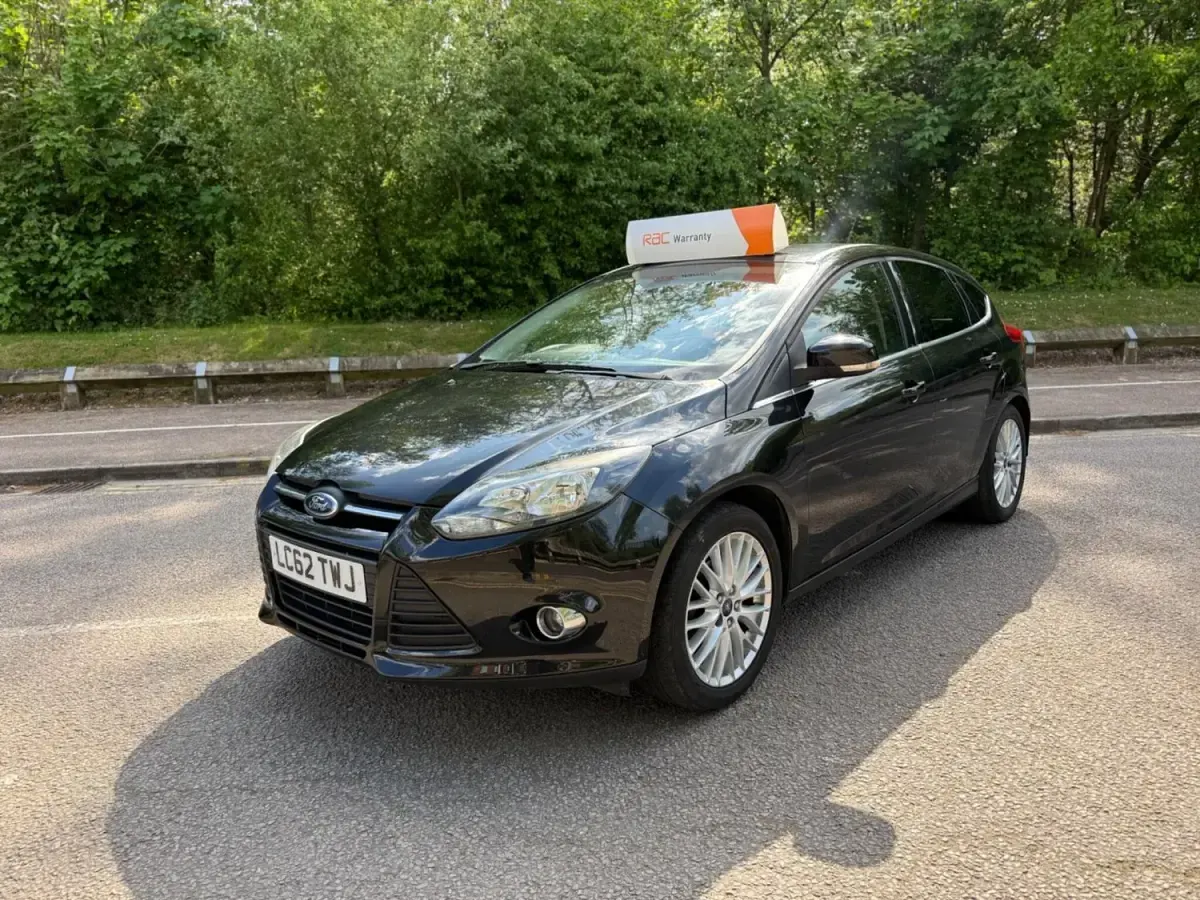 Usado Ford Focus Zetec 2012 Preto Citadino