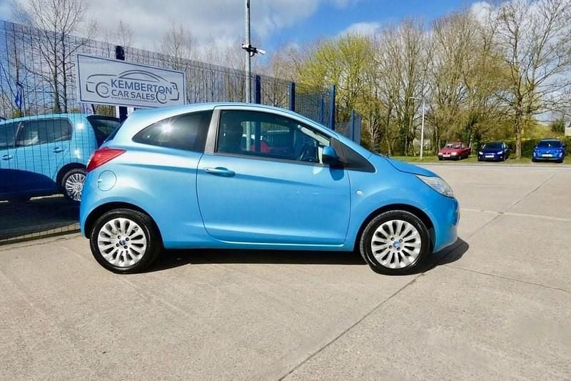 Used Ford Ka Zetec 69 HP (50 kW) 2011 Blue Hatchback