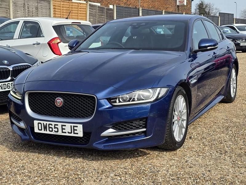 Used Jaguar XE R-Sport 163 HP (119 kW) 2016 Blue Sedan