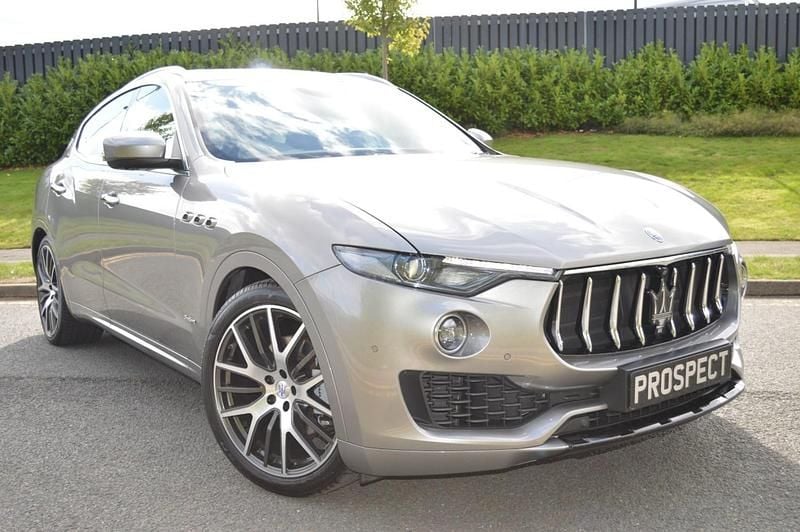 Grigio scuro grey metallic Used 2018 Maserati Levante SUV | £22,500 (Expensive) - Image 1/4