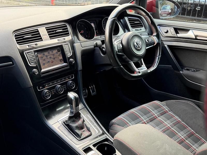 Used VW Golf VII GTI 2014 Red Hatchback