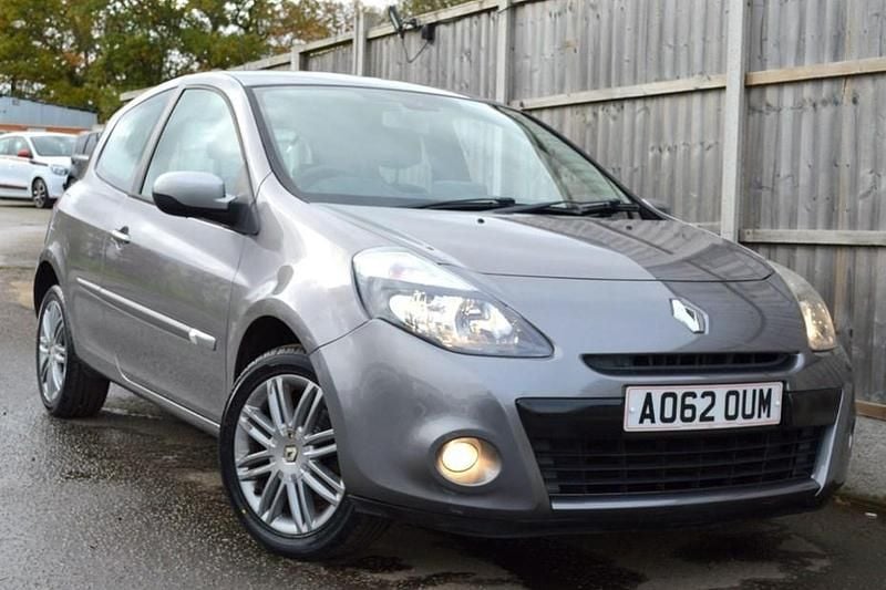 Grey Used 2012 Renault Clio IV Dynamique Hatchback | £3,249 (Super price) - Image 1/1