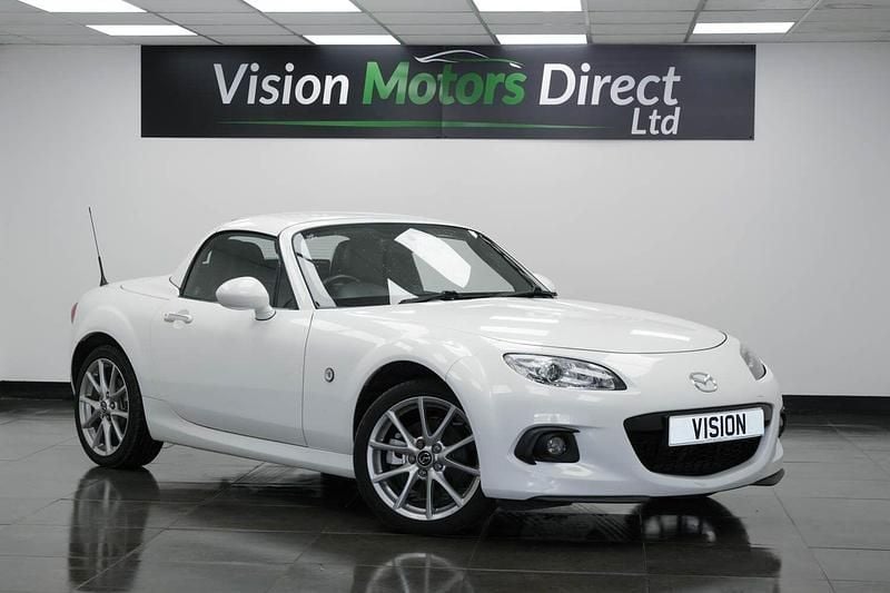Used Mazda MX5 Inclusive 160 HP (117 kW) 2014 White Cabriolet