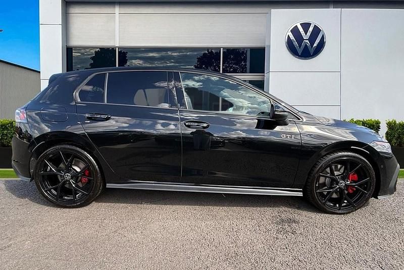 Used VW Golf VIII GTI 265 HP (194 kW) 2025 Black Hatchback