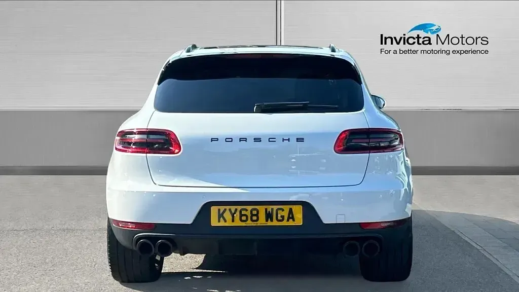 Used Porsche Macan 252 HP (185 kW) 2018 White SUV
