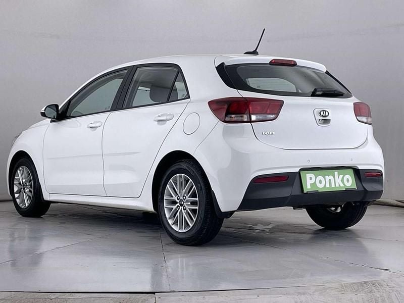 Used Kia Rio 2019 White Hatchback