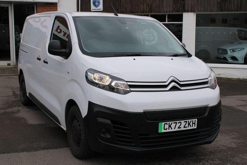 Used Citroën Dispatch 100 kW (136 HP) 2022 White MPV