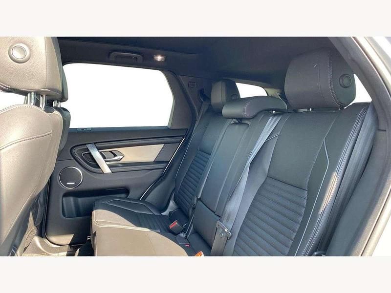 Used Land Rover Discovery Sport SE Dynamic 204 HP (150 kW) 2025 Silver SUV