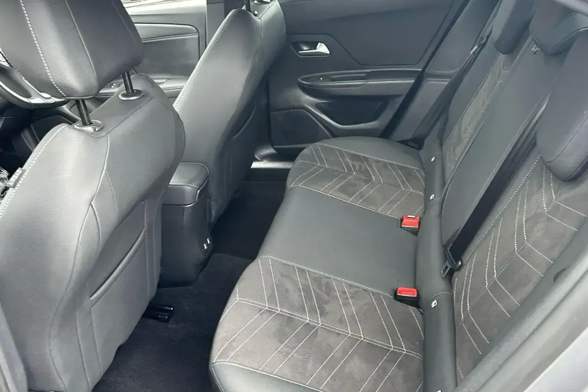 Used Vauxhall Mokka Ultimate 136 HP (100 kW) 2023 Grey SUV
