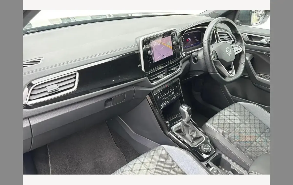 Used VW T-Roc R-line 190 HP (139 kW) 2022 Indium grey SUV