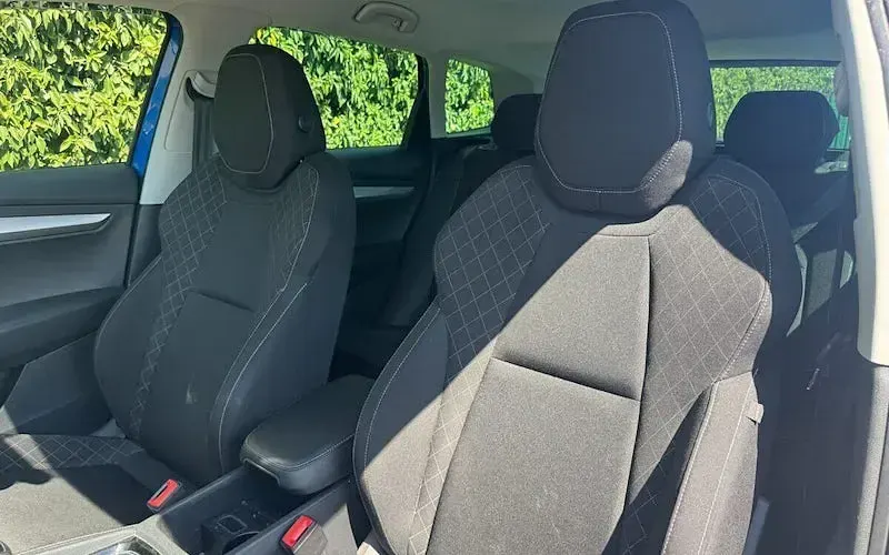 Used Skoda Karoq SE Technology 150 HP (110 kW) 2020 Blue SUV