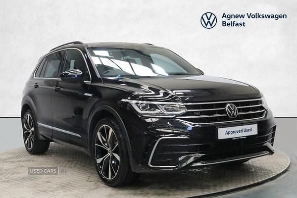 Black Used 2023 VW Tiguan R-line SUV | £28,990 (Expensive) - Image 1/4