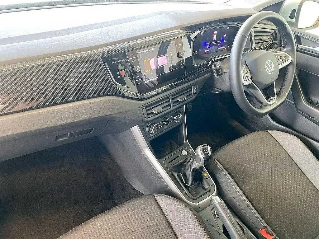 Used VW Taigo Match 95 HP (69 kW) 2024 Silver SUV