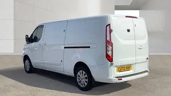 Used Ford Transit Custom Limited 130 HP (95 kW) 2022 White Van