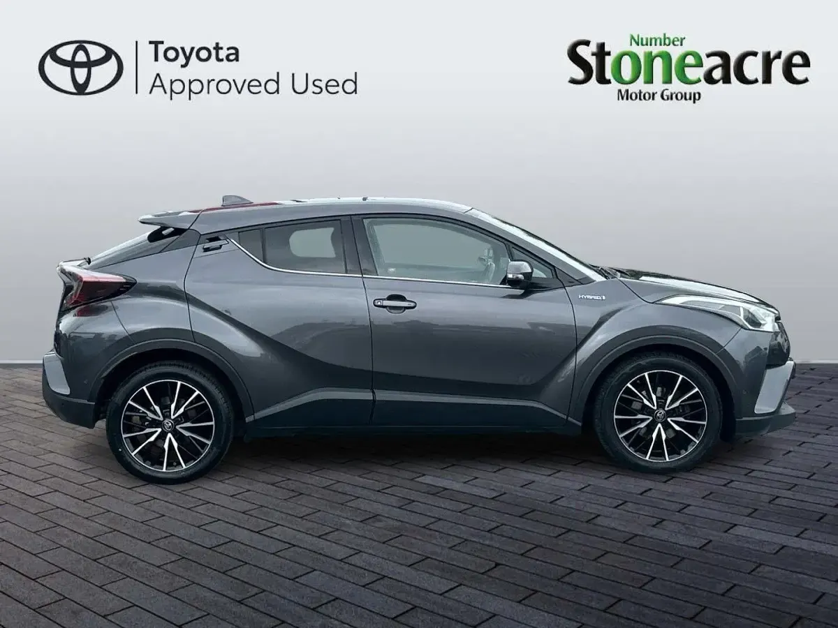 Used Toyota C-HR 122 HP (89 kW) 2017 Grey SUV