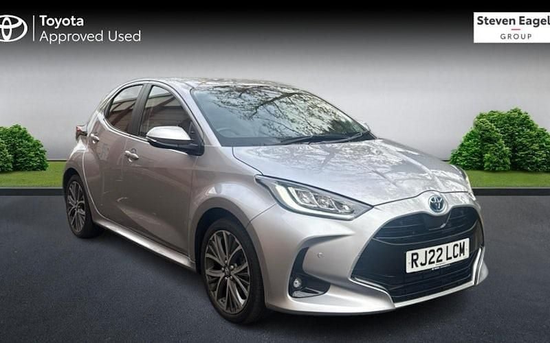 Used 2025 Toyota Yaris Hybrid Hatchback | £19,706 (Fair price) - Image 1/4