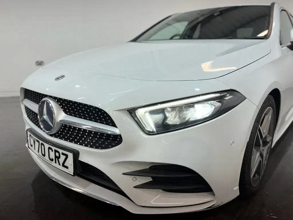 Used Mercedes A180 Executive 136 HP (100 kW) 2020 White Hatchback