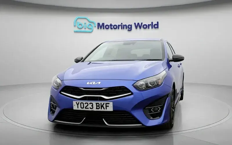 Used Kia Ceed GT-Line 160 HP (117 kW) 2023 Blue Hatchback
