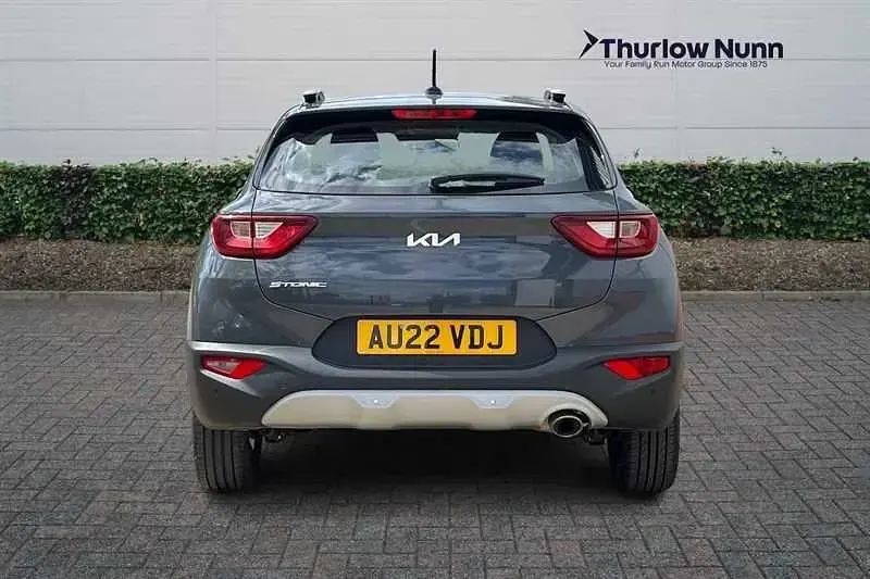 Used Kia Stonic 99 HP (72 kW) 2022 Grey SUV